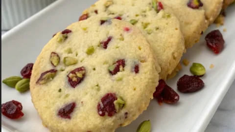 Cranberry Pistachio Shortbread Cookies Recipe